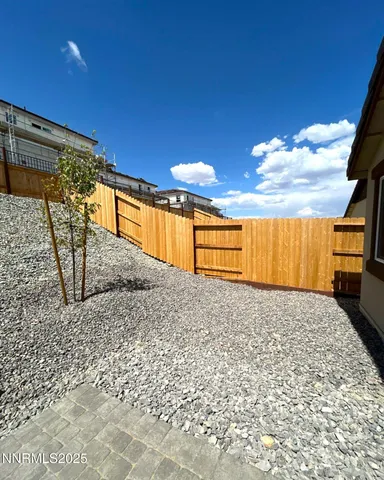 $2,395 | 904 Cascade Range Drive, Sparks, NV 89436