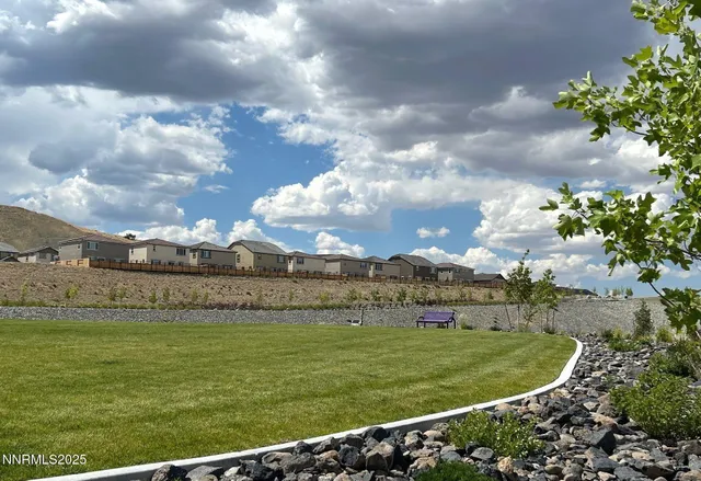 $2,395 | 904 Cascade Range Drive, Sparks, NV 89436