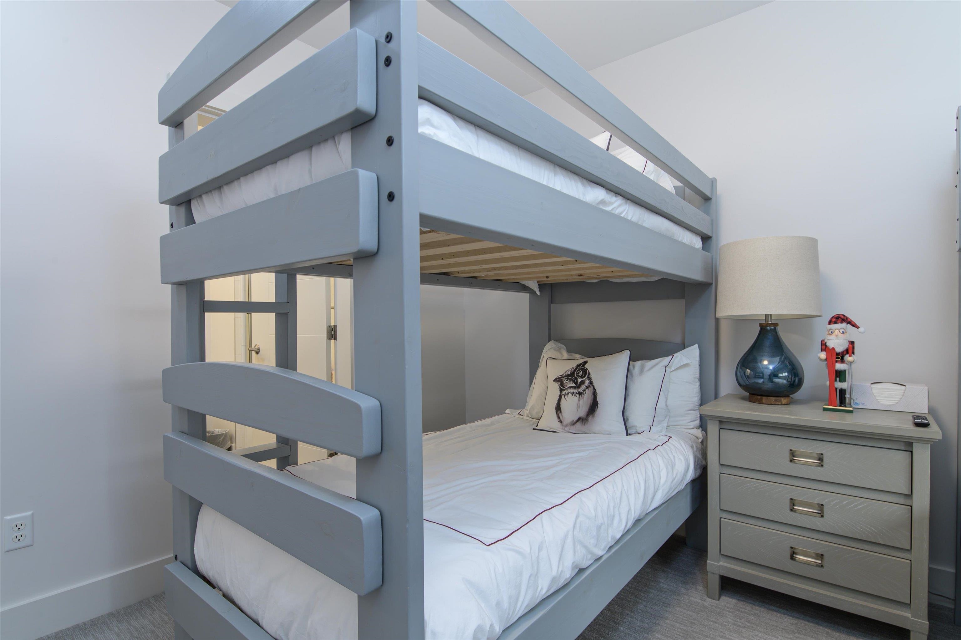 140 Lodge Road, Unit SM 3 Ludlow, VT 05149 - Photo 20 of 36