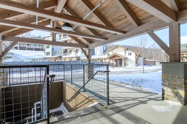 $820,000 | 140 Lodge Road, Unit SM 3, Ludlow, VT 05149
