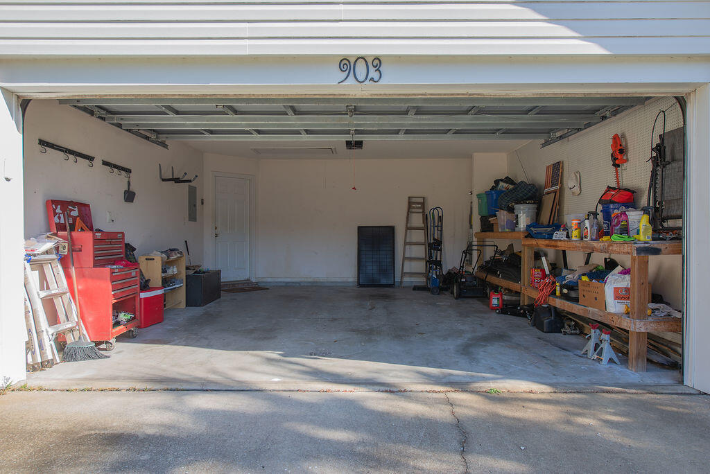 903 Lajolla Lane Mary Esther, FL 32569 - Photo 7 of 47 a view of storage and utility room