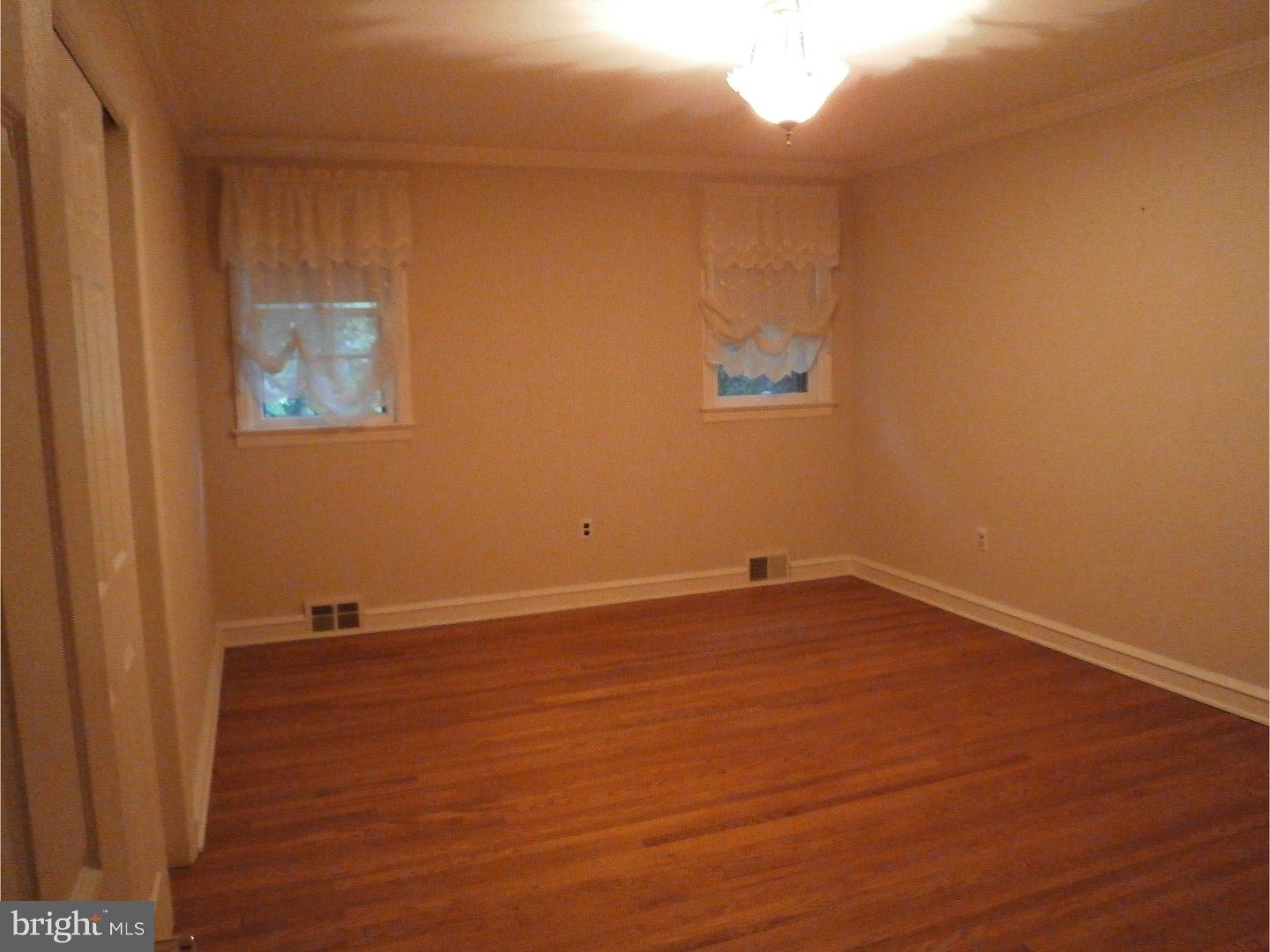106 Rugby Place Woodbury, NJ 08096 - Photo 12 of 13 Bedroom 3