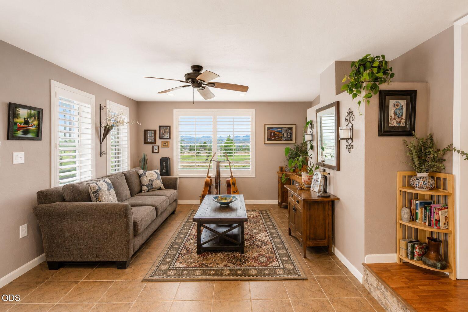 6085 Walden Lane Talent, OR 97540 - Photo 5 of 53