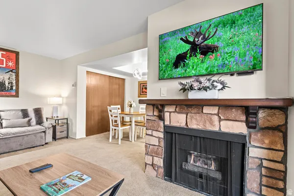 $325,000 | 6861 North 2200th Park West, Unit 9B, Park City, UT 84060