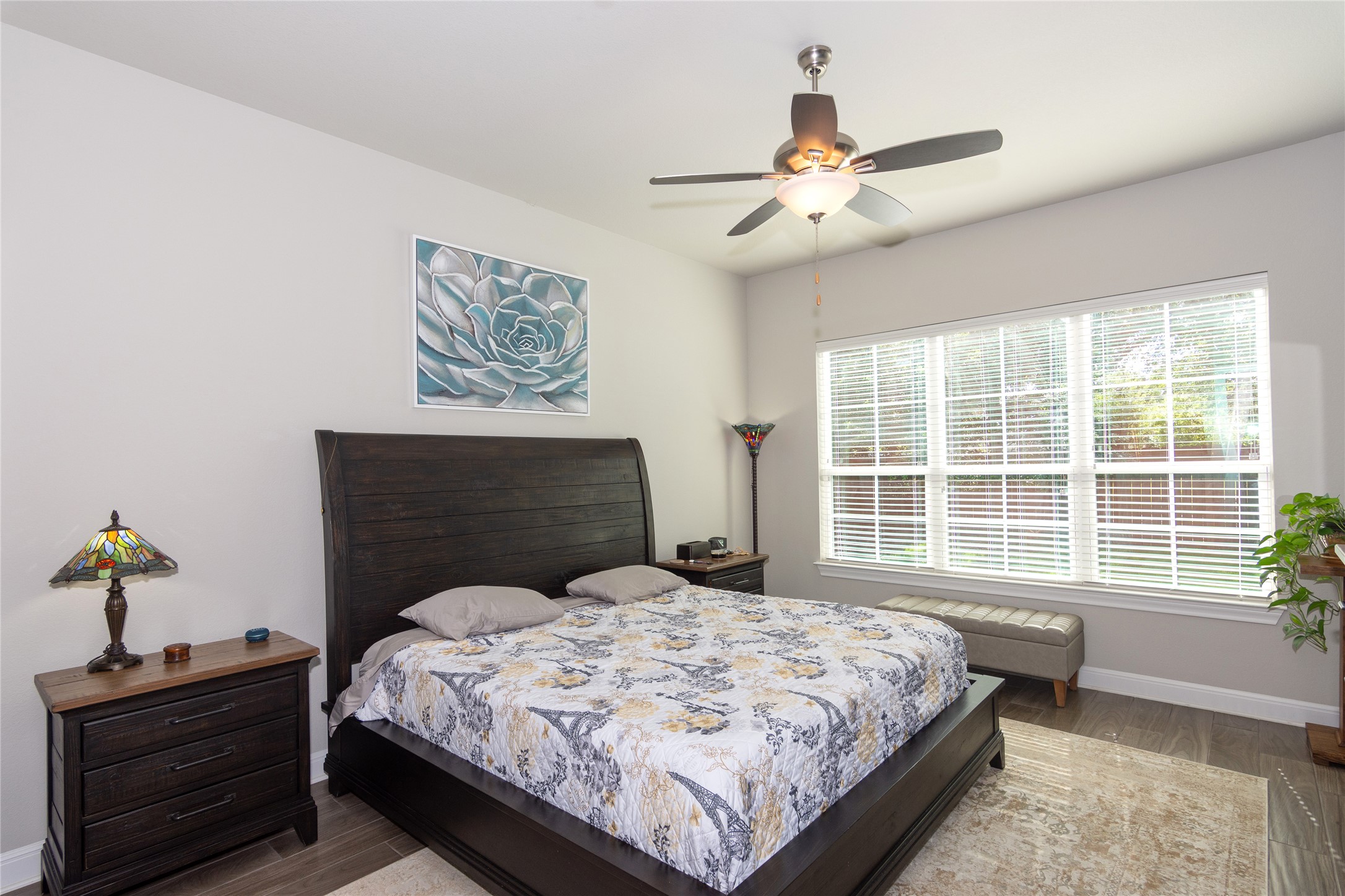 4733 Collins Street, Unit 610 Round Rock, TX 78628 - Photo 18 of 36 a bedroom with a bed and a window