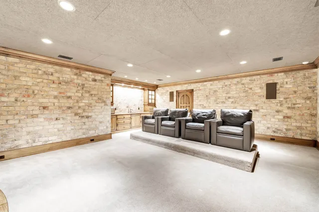 $3,700,000 | 1250 Thayer Trail, Hobart, WI 54155