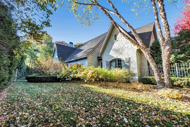 $3,700,000 | 1250 Thayer Trail, Hobart, WI 54155