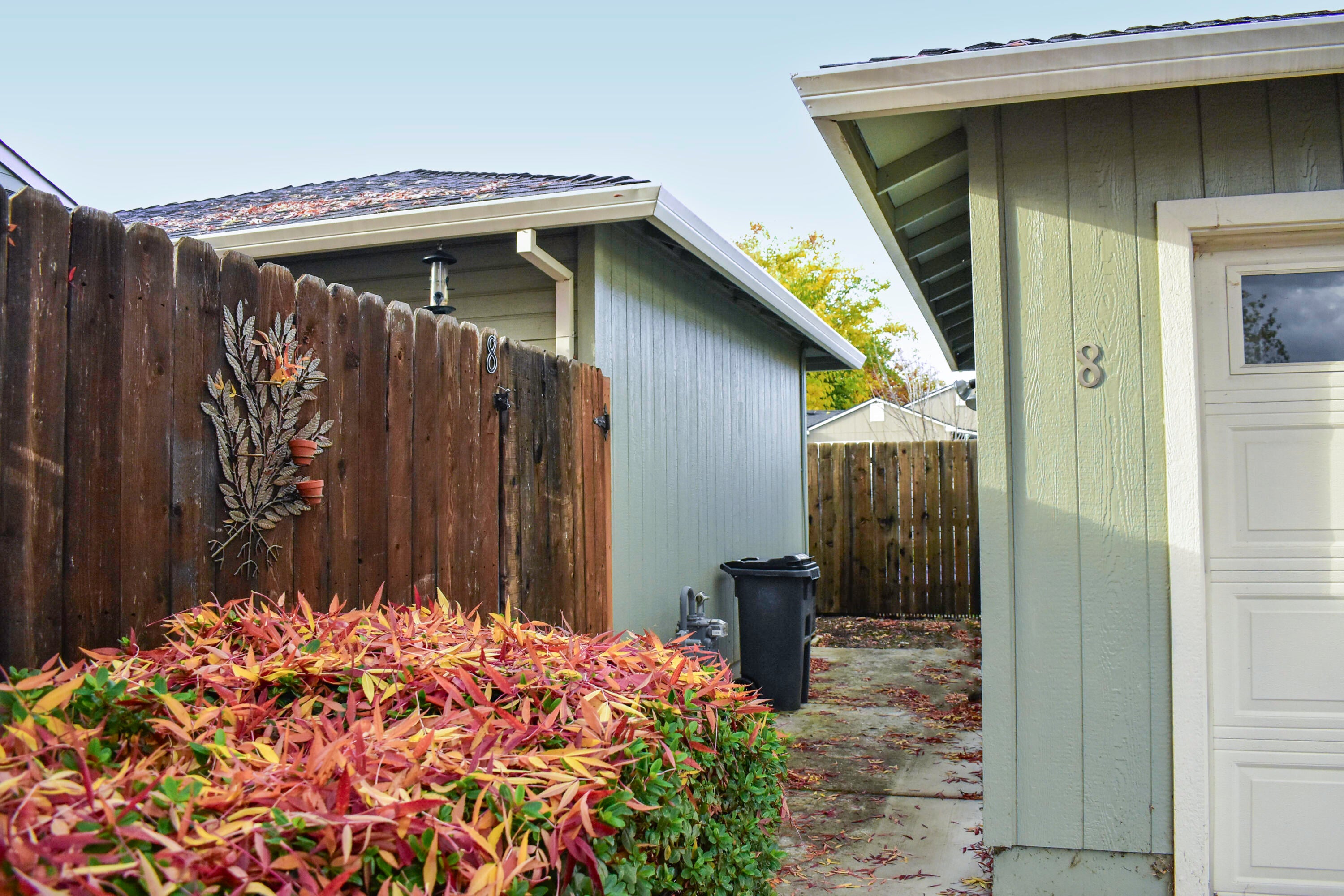 3015 Merriman Road, Unit 8 Medford, OR 97501 - Photo 21 of 24 Corridor to Garage from Patio
