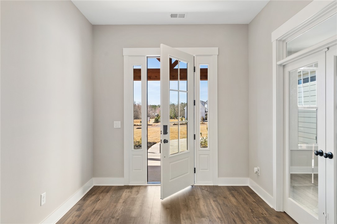 700 Andersonville Road Townville, SC 29689 - Photo 10 of 25 Image is of a different home, same floor plan, Interior selections will be different