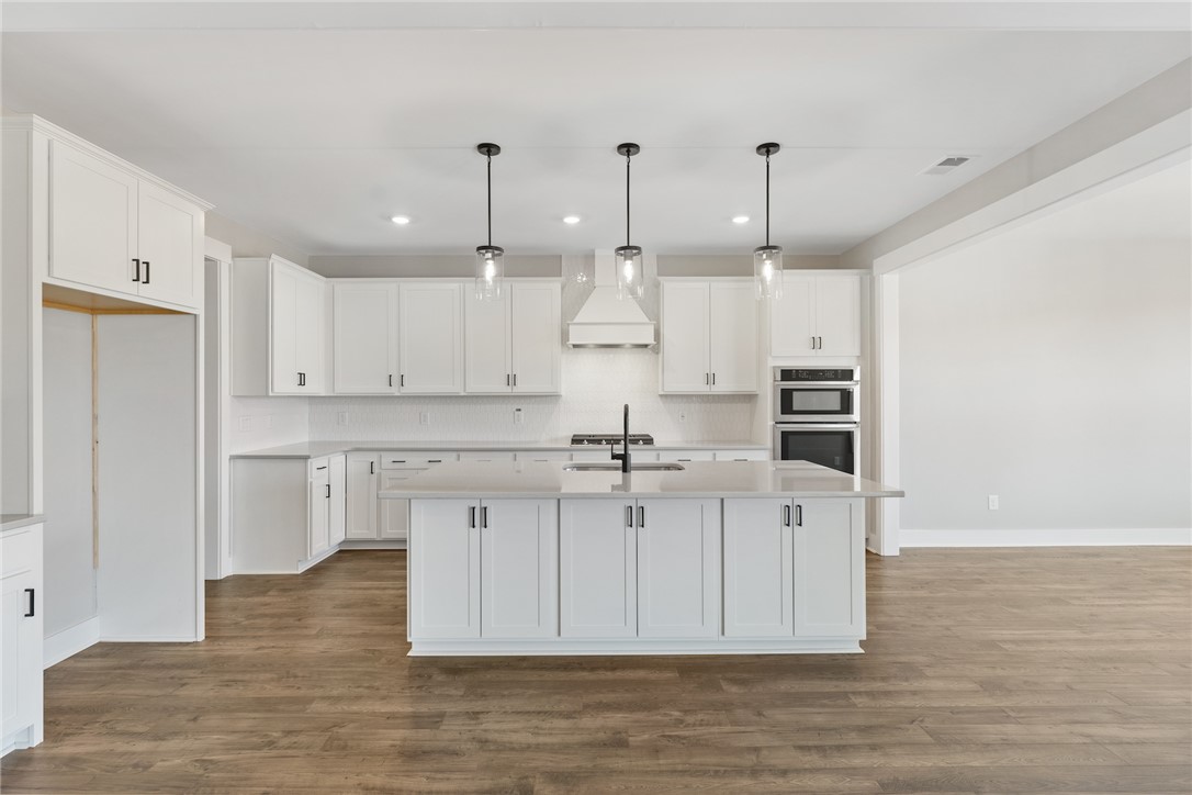 700 Andersonville Road Townville, SC 29689 - Photo 12 of 25 Image is of a different home, same floor plan, Interior selections will be different