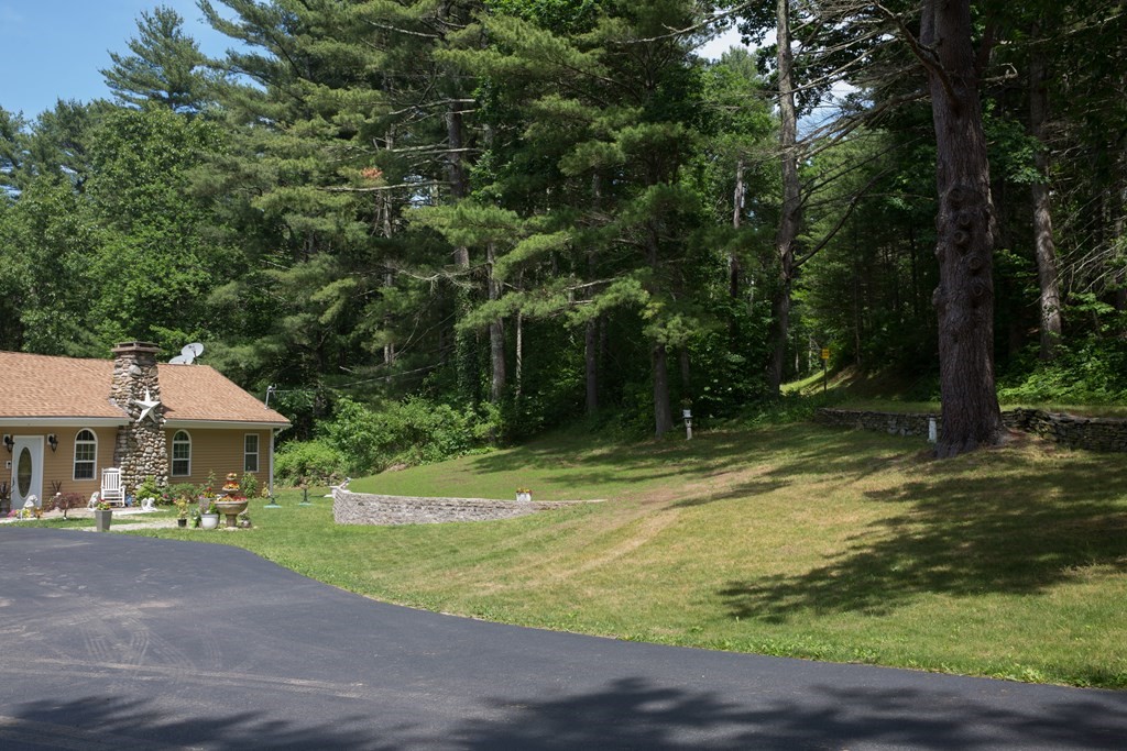 76 Long Entry Road Glocester, RI 02814 - Photo 2 of 32