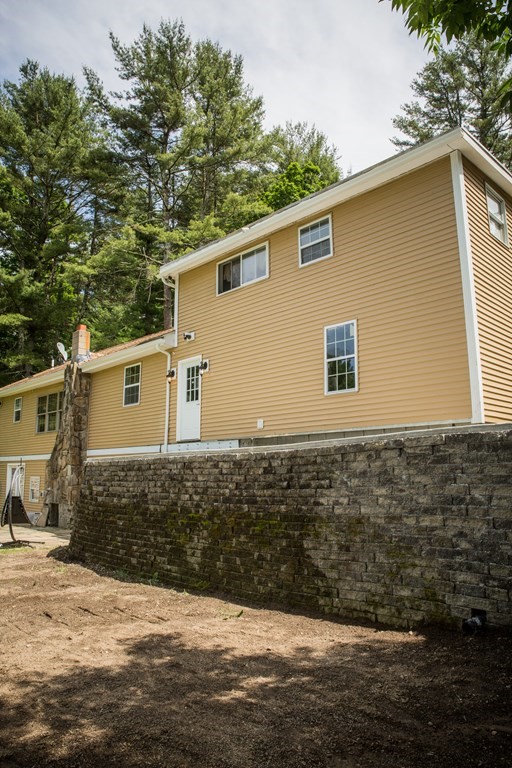 76 Long Entry Road Glocester, RI 02814 - Photo 7 of 32