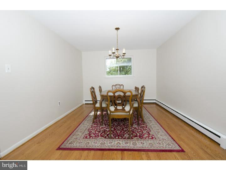 3442 Horton Road Newtown Square, PA 19073 - Photo 3 of 17 Dining Room