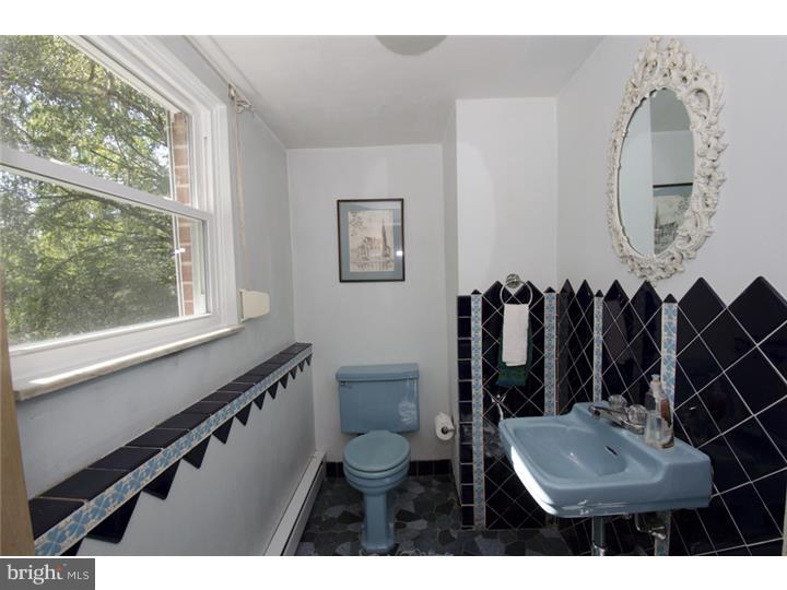 3442 Horton Road Newtown Square, PA 19073 - Photo 7 of 17 Half Bath