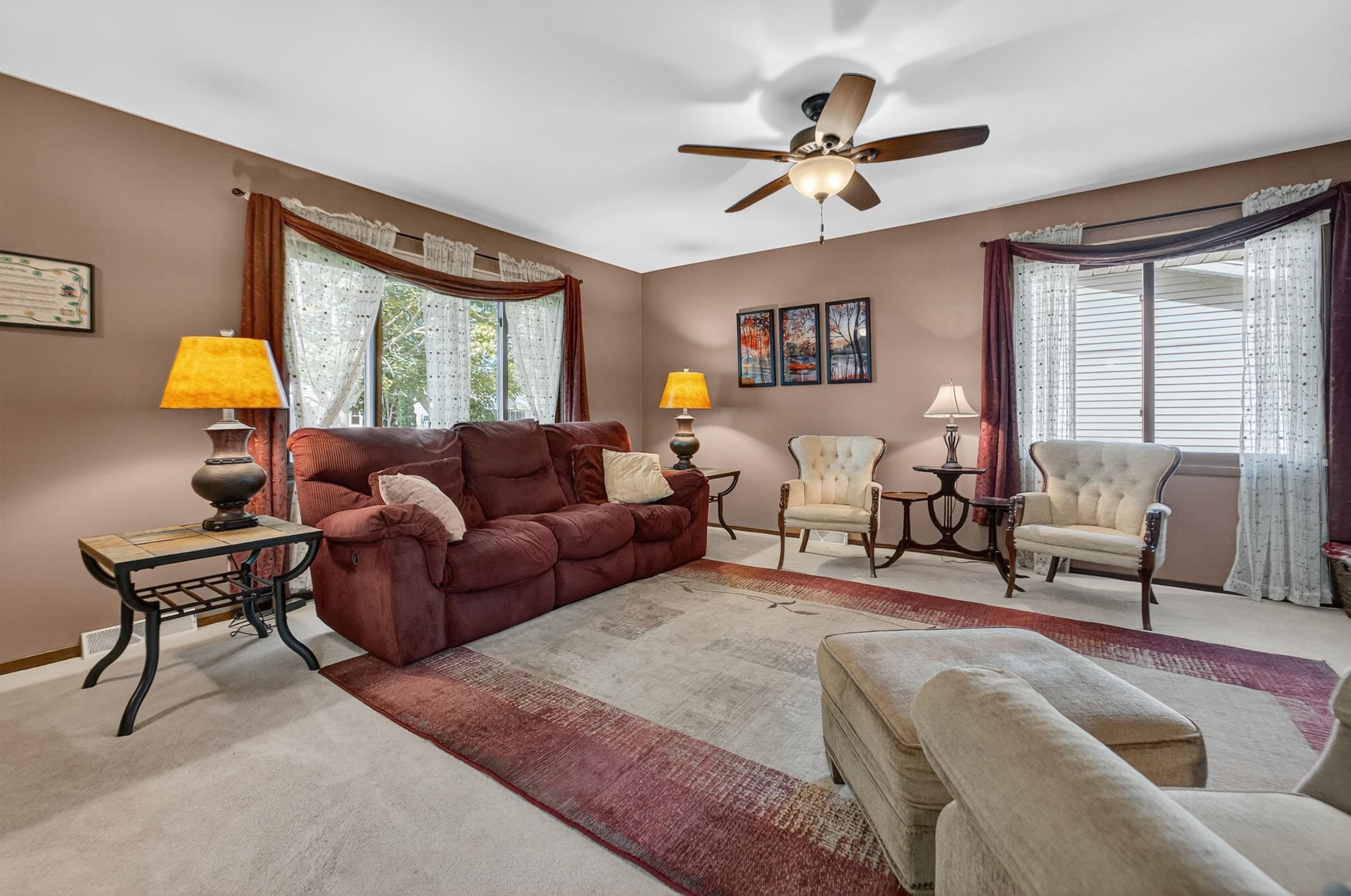 2805 Independence Lane Madison, WI 53704 - Photo 3 of 36