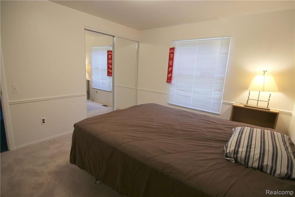 1111 Hemlock Drive Rochester, MI 48307 - Photo 24 of 28