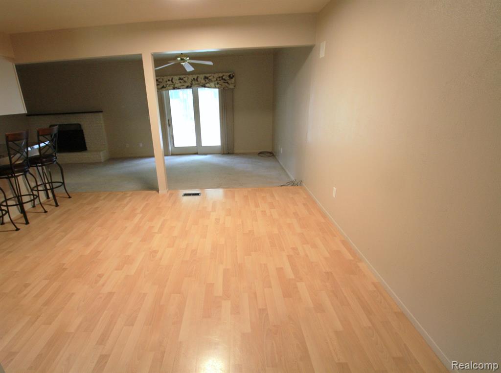 320 Holland Road Flushing, MI 48433 - Photo 6 of 25