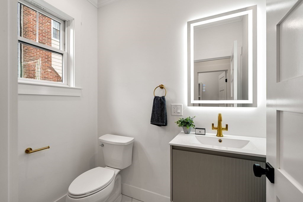 136 Wright Street Arlington, MA 02474 - Photo 15 of 38