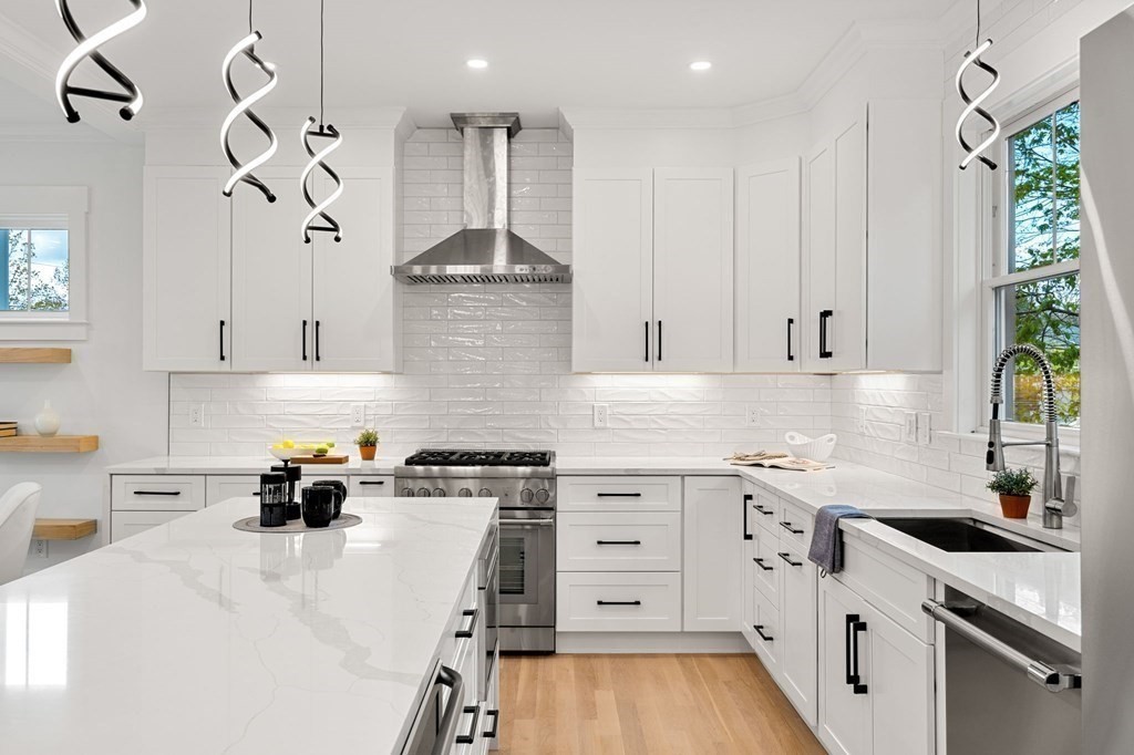 136 Wright Street Arlington, MA 02474 - Photo 2 of 38