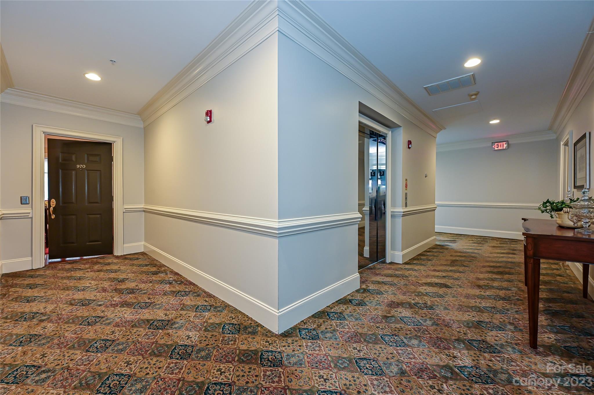 970 Queens Road Charlotte, NC 28207 - Photo 3 of 37 Gallery Image 3