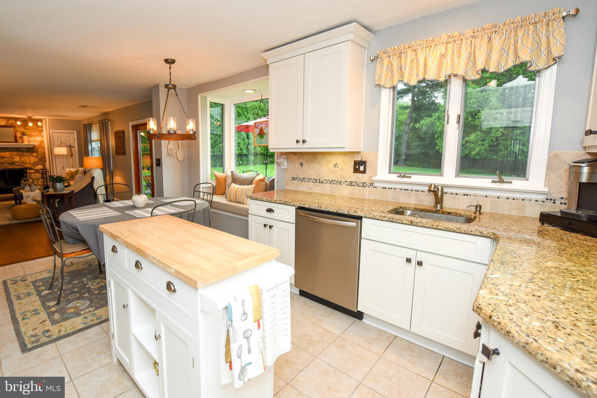 90 Rotterdam Road West Holland, PA 18966 - Photo 14 of 29 Gallery Image 14