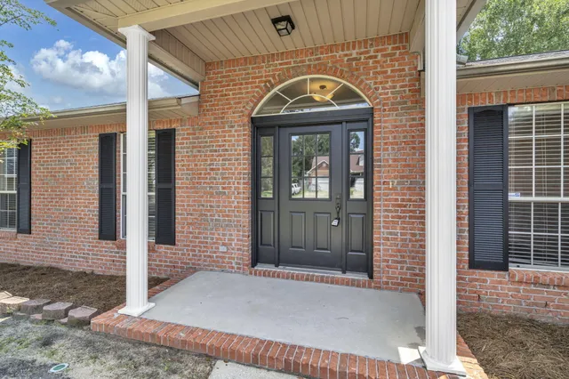 $314,900 | 607 Affirmed Court, Crestview, FL 32539