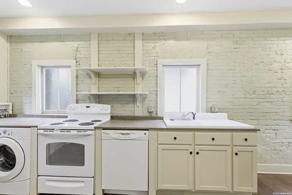 $800 | 505 Belknap Street, Unit B, San Antonio, TX 78212