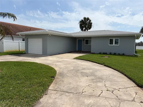 $4,000 | 17045 Dolphin Drive, North Redington Beach, FL 33708