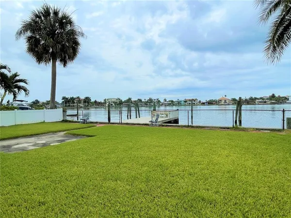 $4,000 | 17045 Dolphin Drive, North Redington Beach, FL 33708