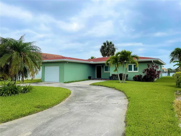 $4,000 | 17045 Dolphin Drive, North Redington Beach, FL 33708