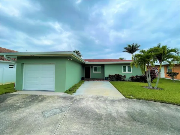 $4,000 | 17045 Dolphin Drive, North Redington Beach, FL 33708