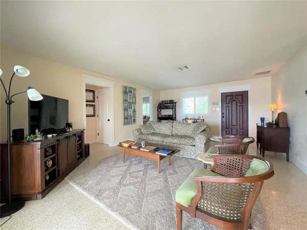 $4,000 | 17045 Dolphin Drive, North Redington Beach, FL 33708