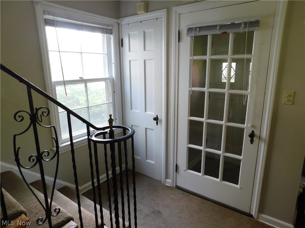 3714 Bainbridge Road Cleveland Heights, OH 44118 - Photo 12 of 28