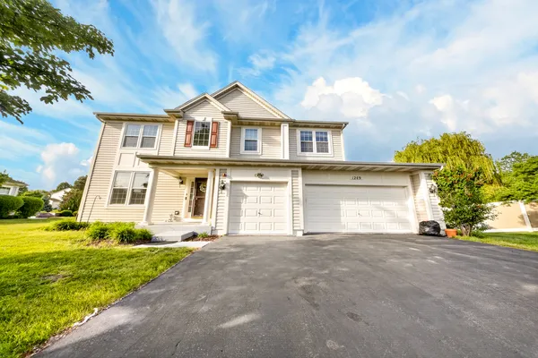 $599,900 | 1249 Mallard Lane, Hoffman Estates, IL 60192