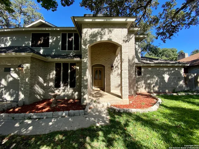 a view of an entryway