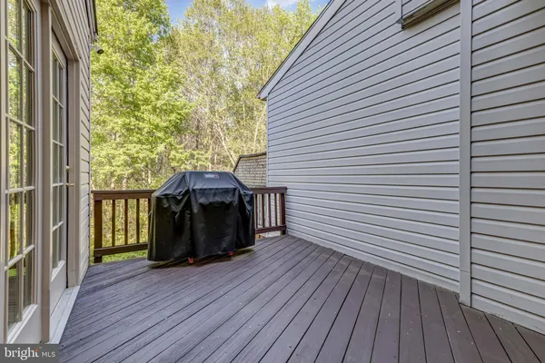 $649,900 | 6526 Parish Glebe Lane, Alexandria, VA 22315