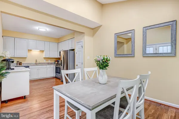 $649,900 | 6526 Parish Glebe Lane, Alexandria, VA 22315