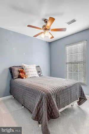 $649,900 | 6526 Parish Glebe Lane, Alexandria, VA 22315