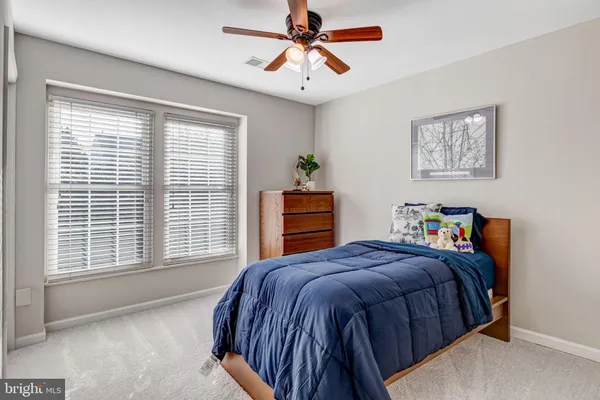 $649,900 | 6526 Parish Glebe Lane, Alexandria, VA 22315