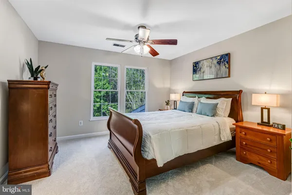 $649,900 | 6526 Parish Glebe Lane, Alexandria, VA 22315