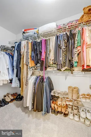 $649,900 | 6526 Parish Glebe Lane, Alexandria, VA 22315