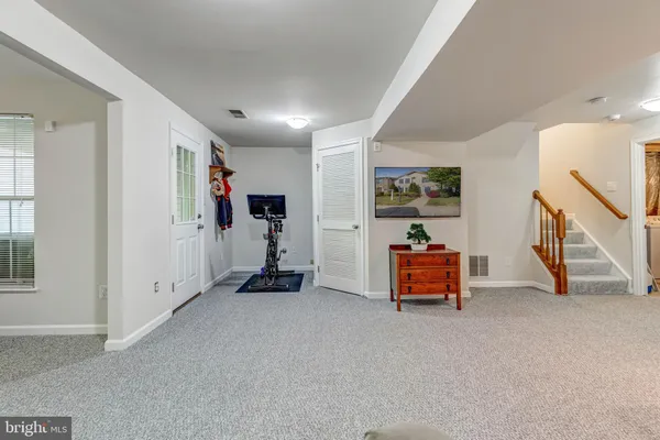 $649,900 | 6526 Parish Glebe Lane, Alexandria, VA 22315