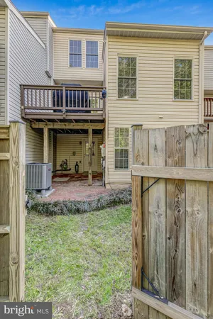 $649,900 | 6526 Parish Glebe Lane, Alexandria, VA 22315