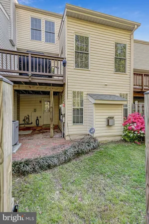 $649,900 | 6526 Parish Glebe Lane, Alexandria, VA 22315