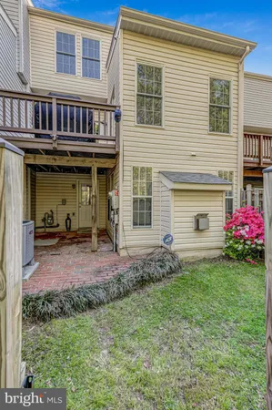 $649,900 | 6526 Parish Glebe Lane, Alexandria, VA 22315