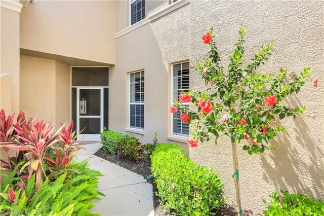 $550,000 | 8457 Radcliffe Terrace, Unit 104, Naples, FL 34120