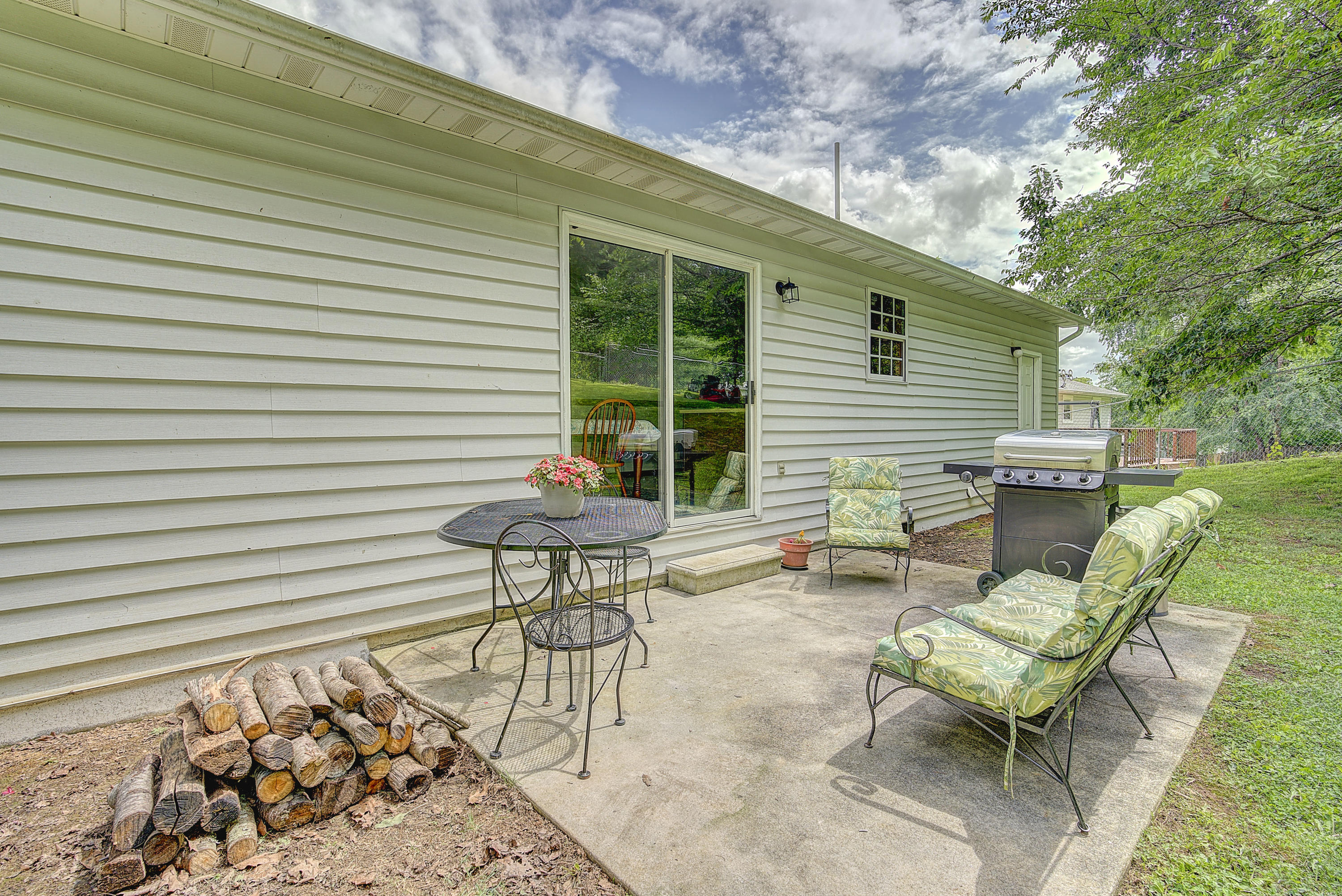278 Big Springs Road Elizabethton, TN 37643 - Photo 31 of 36 BigS--32