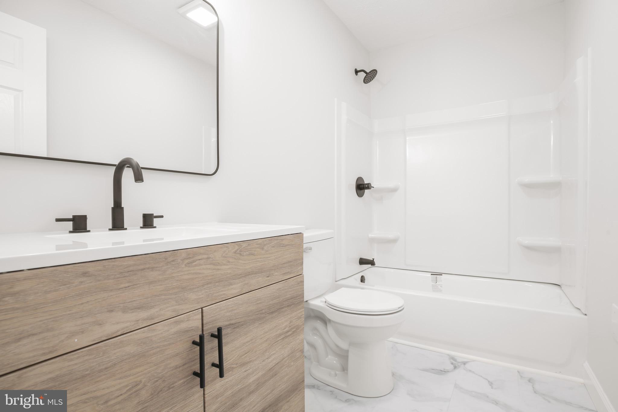 12469 Paige Road Woodford, VA 22580 - Photo 28 of 55 Main House Bathroom 3