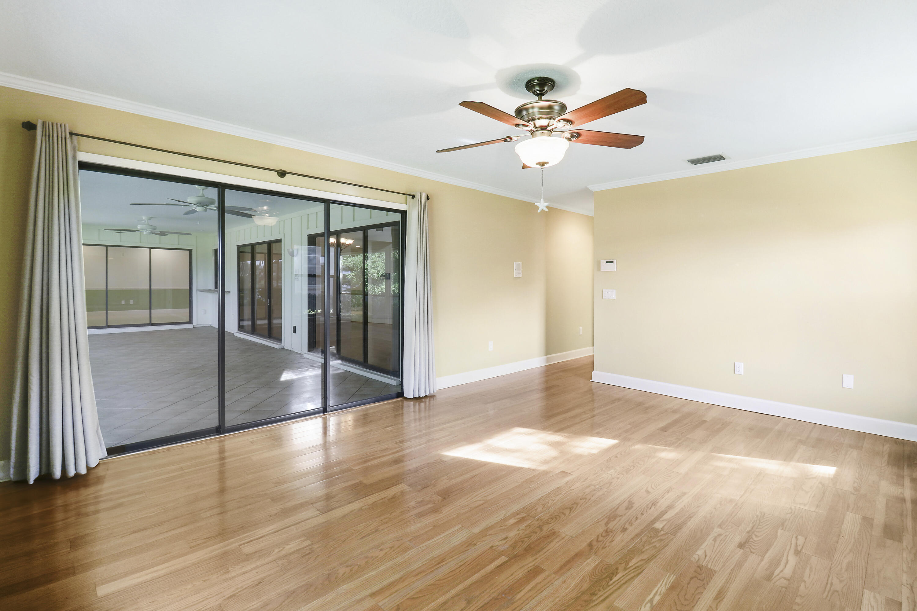 6239 Longleaf Pine Drive Jupiter, FL 33458 - Photo 15 of 36 House3-10