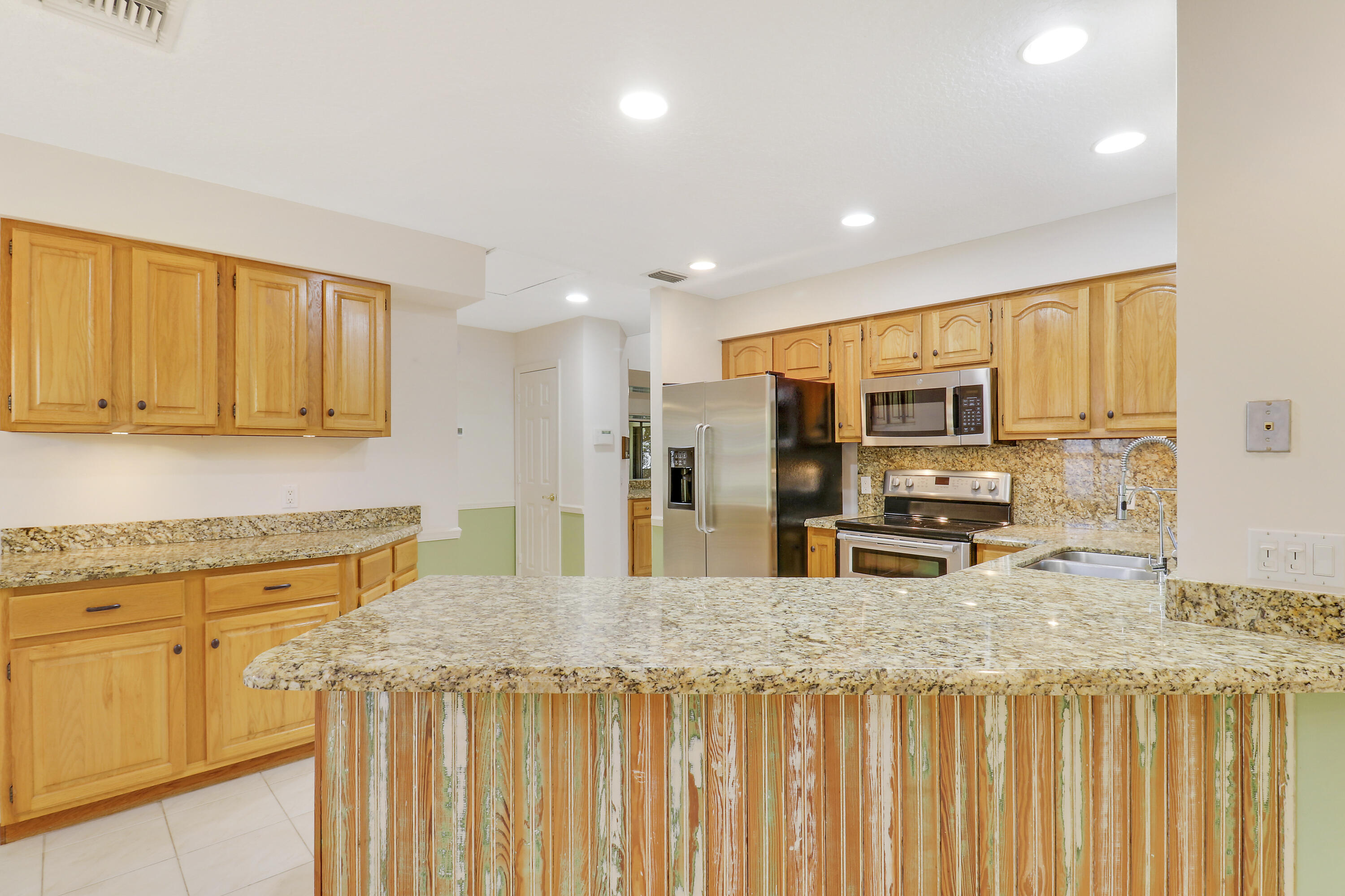 6239 Longleaf Pine Drive Jupiter, FL 33458 - Photo 8 of 36 House3-31